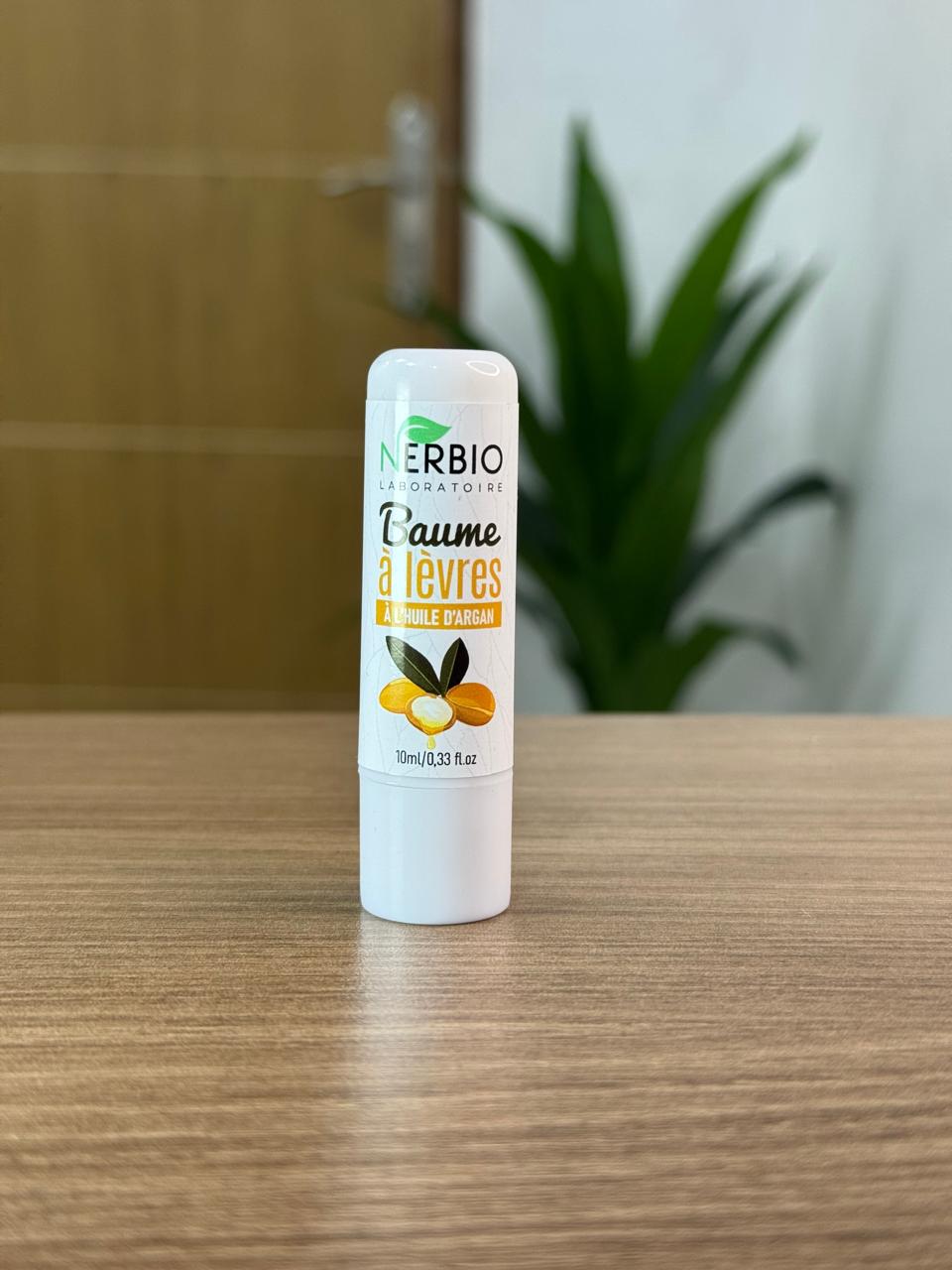 Lip balm with argan oil